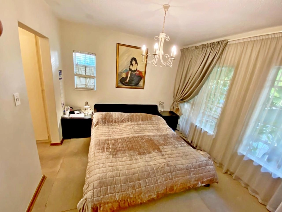 3 Bedroom Property for Sale in Woodmead Gauteng