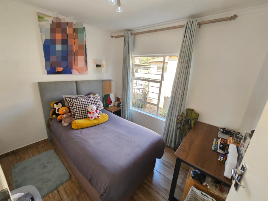 3 Bedroom Property for Sale in Heuwelsig Estate Gauteng