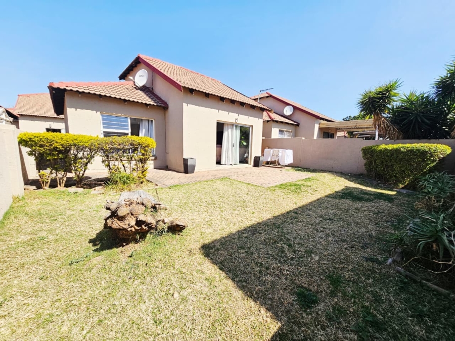 3 Bedroom Property for Sale in Heuwelsig Estate Gauteng