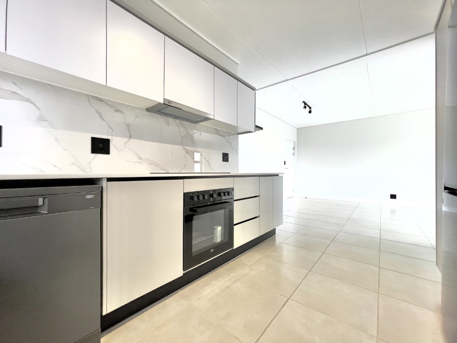 To Let 3 Bedroom Property for Rent in Waterfall Gauteng