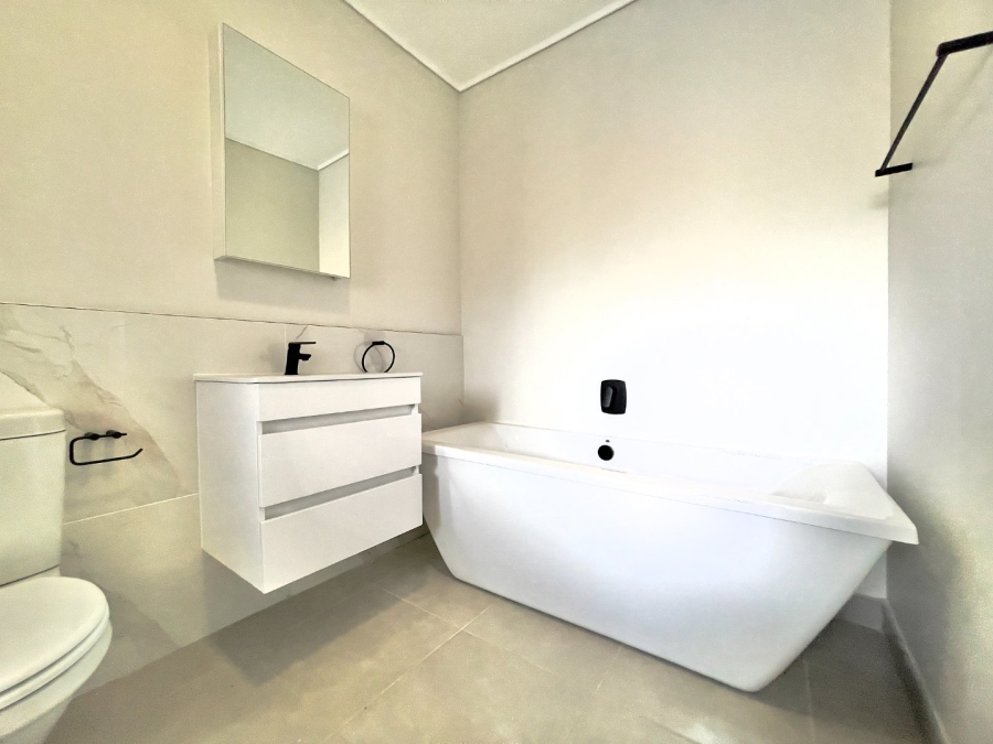 To Let 3 Bedroom Property for Rent in Waterfall Gauteng
