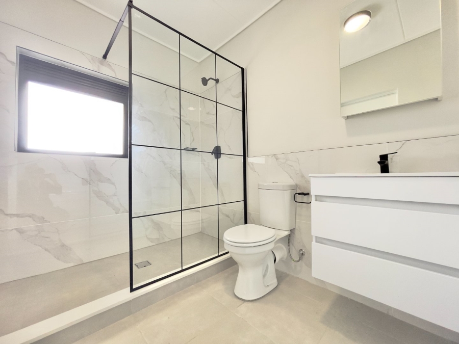 To Let 3 Bedroom Property for Rent in Waterfall Gauteng