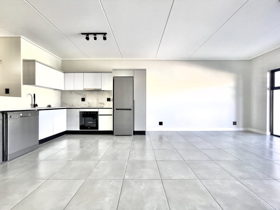 To Let 3 Bedroom Property for Rent in Waterfall Gauteng