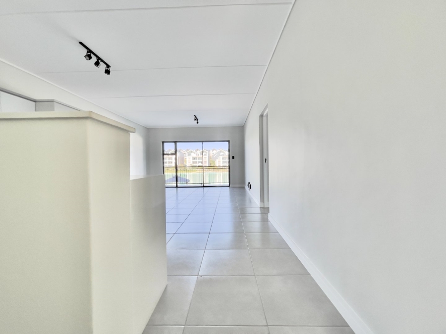 To Let 3 Bedroom Property for Rent in Waterfall Gauteng