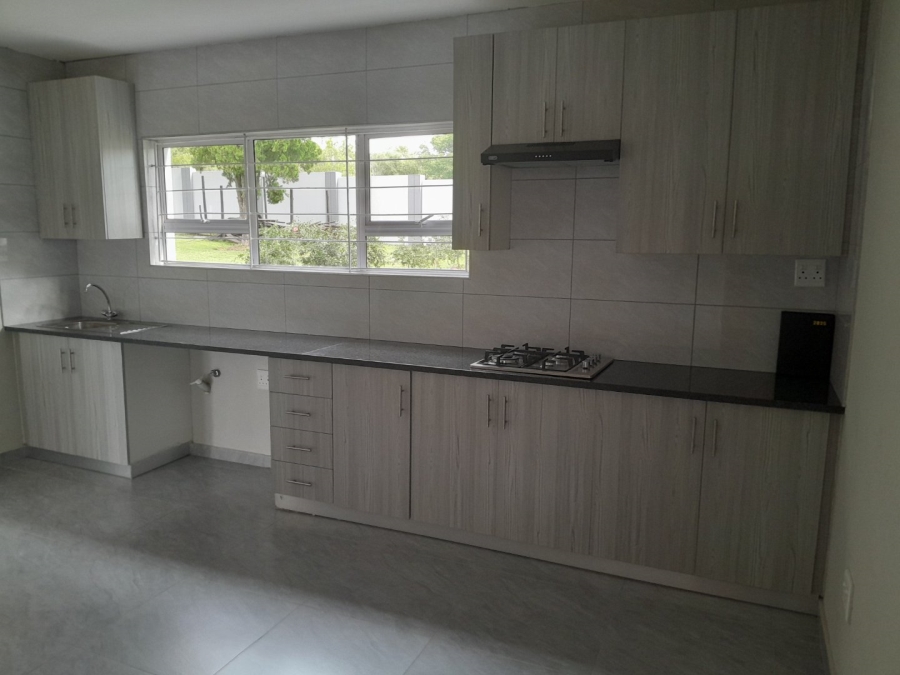1 Bedroom Property for Sale in Glen Austin Gauteng
