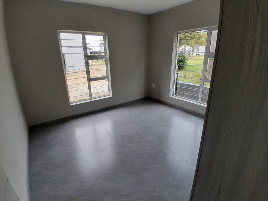 1 Bedroom Property for Sale in Glen Austin Gauteng