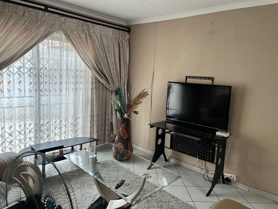 3 Bedroom Property for Sale in Blue Hills Gauteng