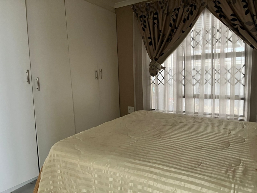 3 Bedroom Property for Sale in Blue Hills Gauteng