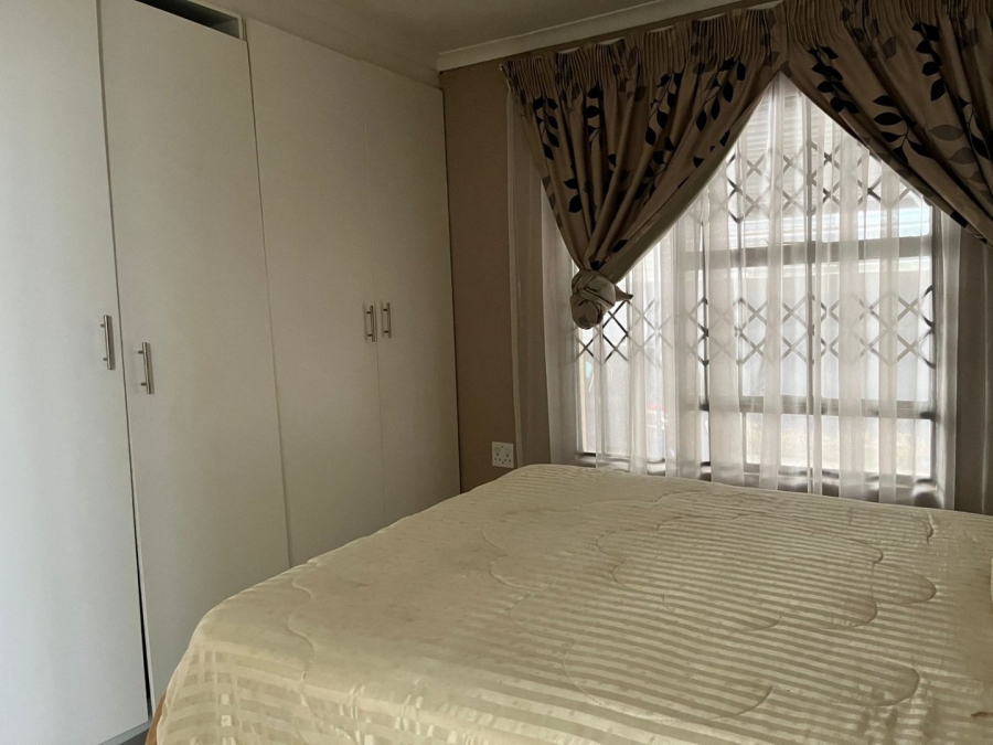3 Bedroom Property for Sale in Blue Hills Gauteng