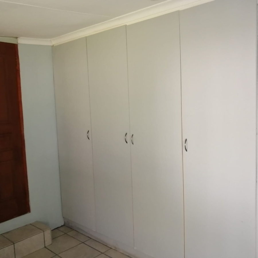 To Let 3 Bedroom Property for Rent in Marlands Gauteng