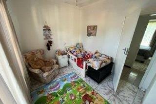 To Let 4 Bedroom Property for Rent in Brackendowns Gauteng