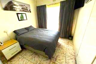 To Let 4 Bedroom Property for Rent in Brackendowns Gauteng