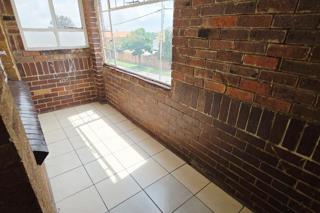 To Let 1 Bedroom Property for Rent in Rosettenville Gauteng