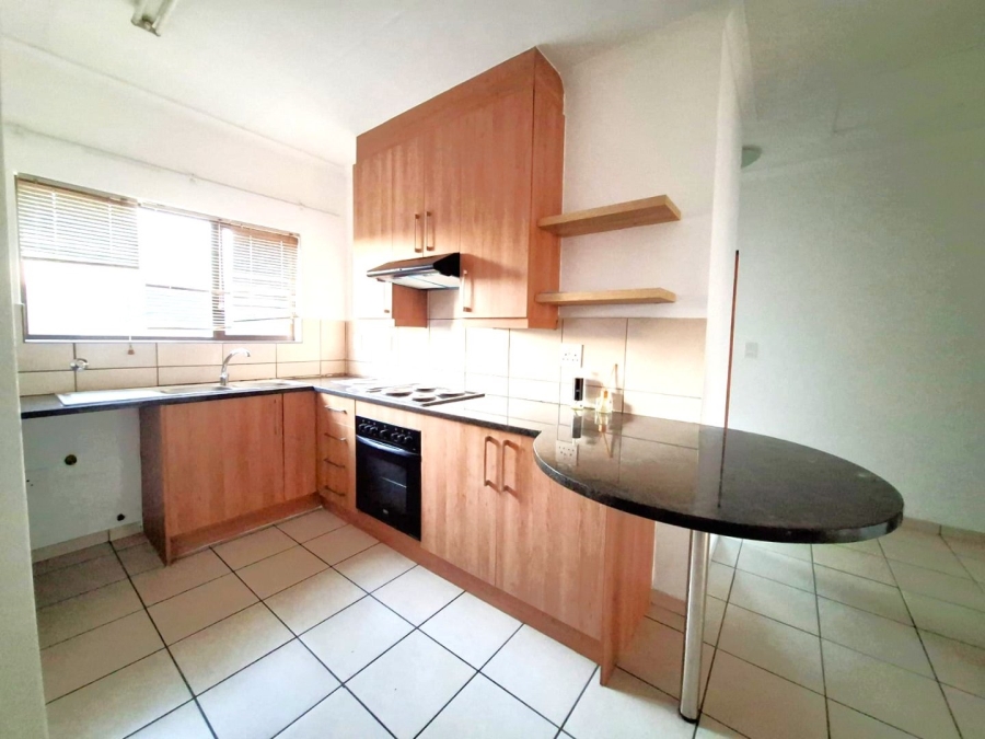 2 Bedroom Property for Sale in South Crest Gauteng
