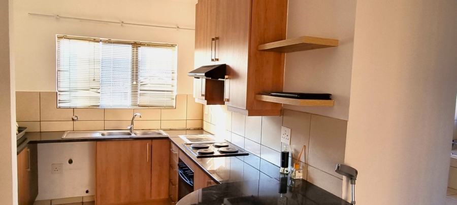 2 Bedroom Property for Sale in South Crest Gauteng