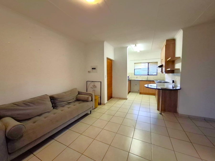 2 Bedroom Property for Sale in South Crest Gauteng