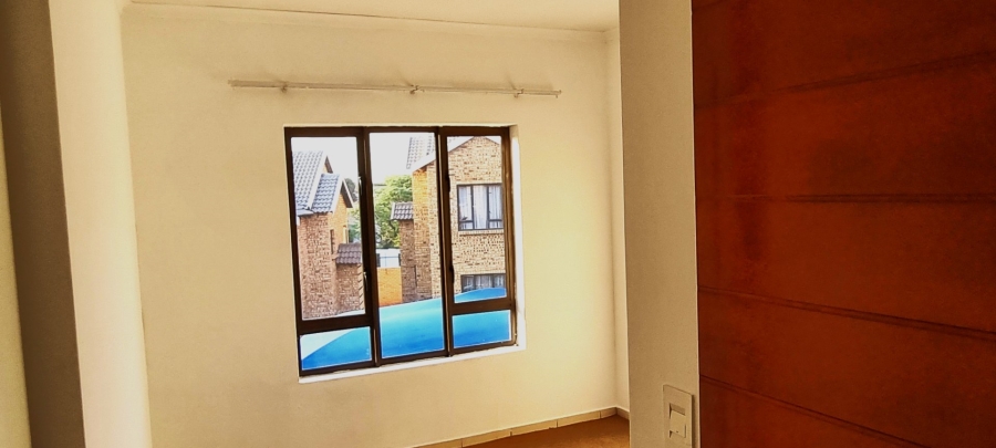 2 Bedroom Property for Sale in South Crest Gauteng