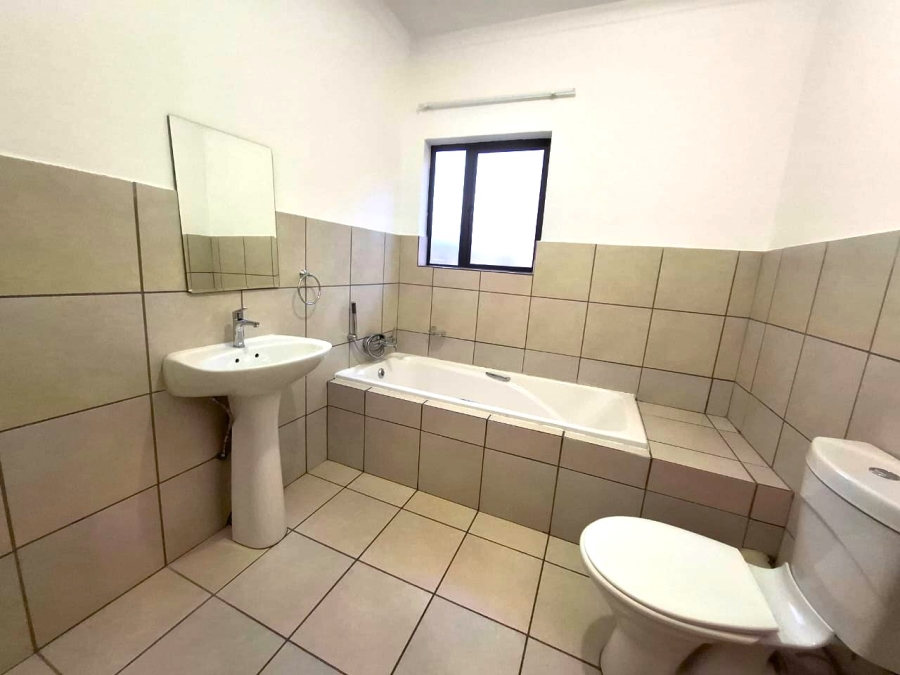 2 Bedroom Property for Sale in South Crest Gauteng