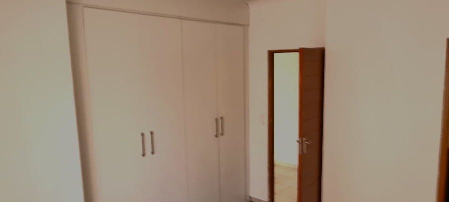 2 Bedroom Property for Sale in South Crest Gauteng