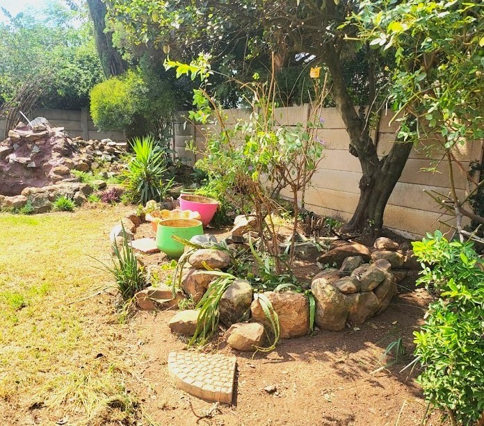 7 Bedroom Property for Sale in Brackendowns Gauteng