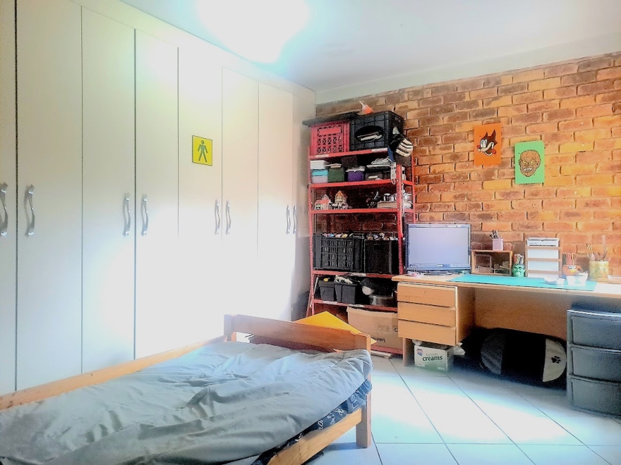 7 Bedroom Property for Sale in Brackendowns Gauteng