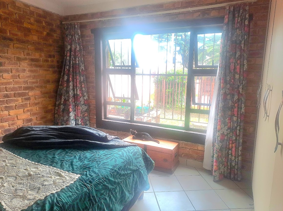 7 Bedroom Property for Sale in Brackendowns Gauteng