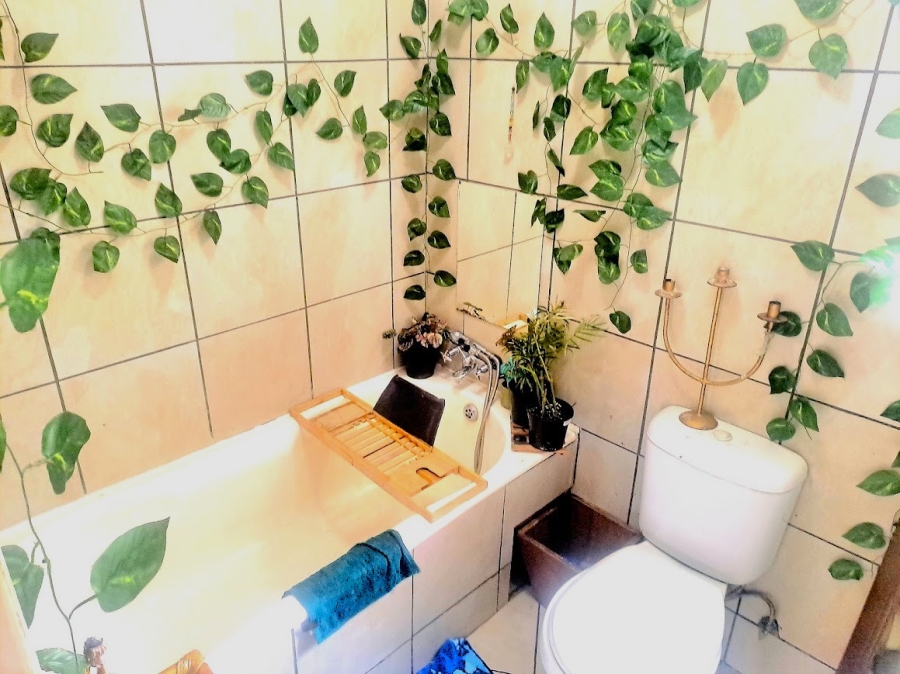 7 Bedroom Property for Sale in Brackendowns Gauteng