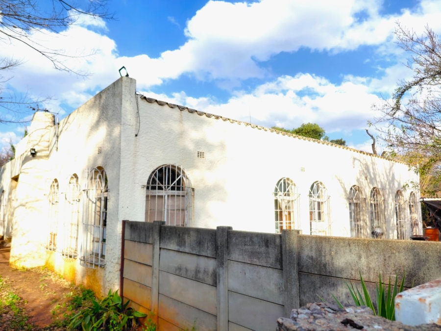 5 Bedroom Property for Sale in Klipwater Gauteng