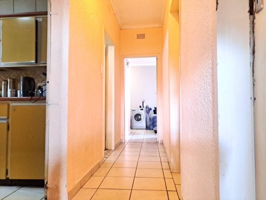 5 Bedroom Property for Sale in Klipwater Gauteng