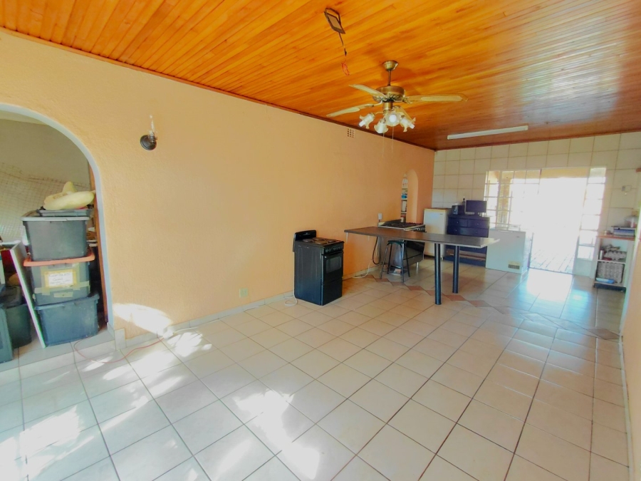 5 Bedroom Property for Sale in Klipwater Gauteng