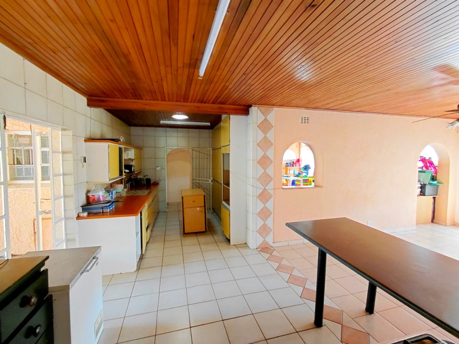 5 Bedroom Property for Sale in Klipwater Gauteng