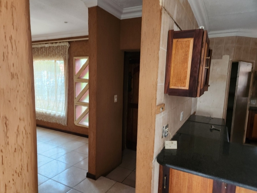  Bedroom Property for Sale in Amandasig Gauteng