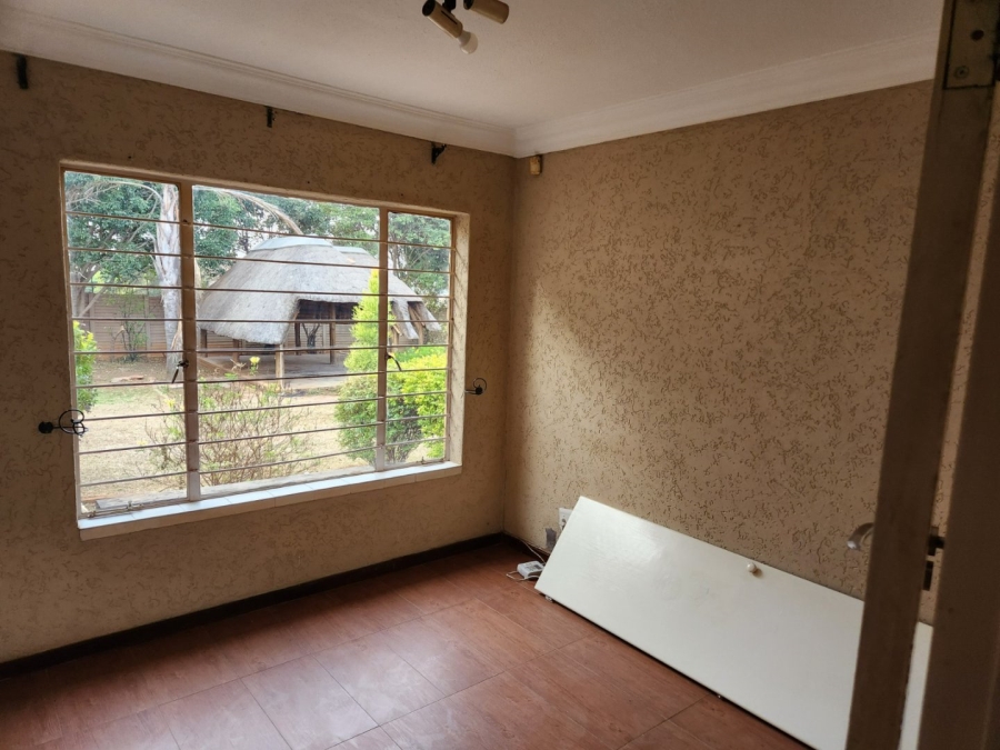  Bedroom Property for Sale in Amandasig Gauteng