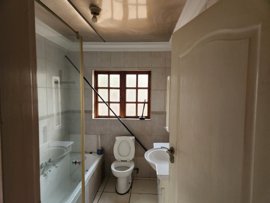  Bedroom Property for Sale in Amandasig Gauteng