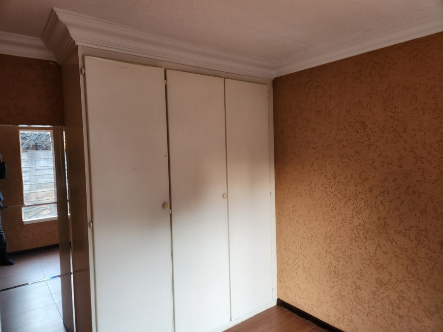  Bedroom Property for Sale in Amandasig Gauteng