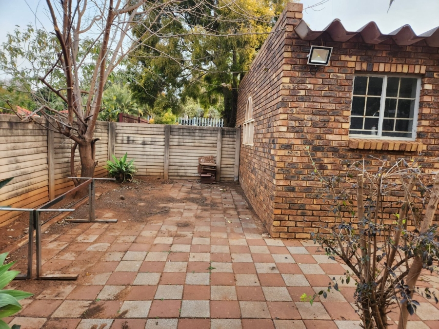  Bedroom Property for Sale in Amandasig Gauteng