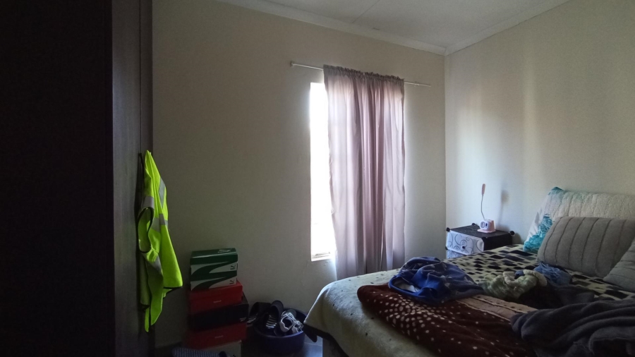 2 Bedroom Property for Sale in The Reeds Gauteng