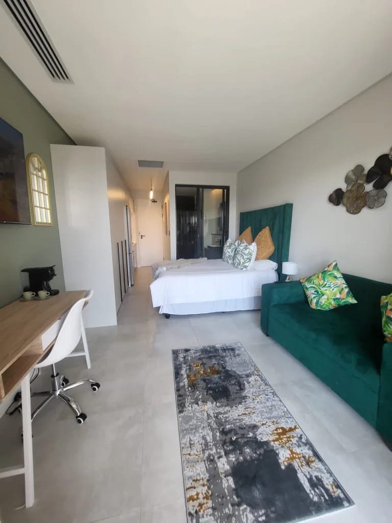 To Let  Bedroom Property for Rent in Waterfall Gauteng