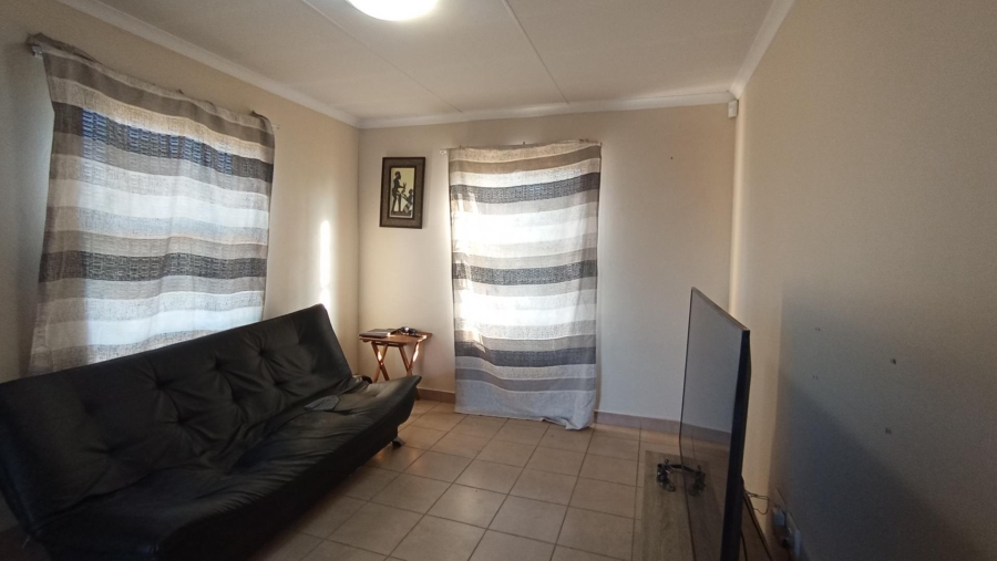 3 Bedroom Property for Sale in Olievenhoutbosch Gauteng