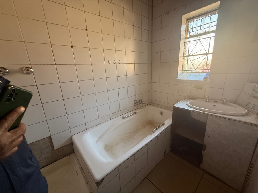3 Bedroom Property for Sale in South Hills Gauteng