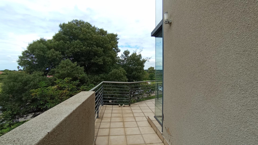 1 Bedroom Property for Sale in Amberfield Gauteng