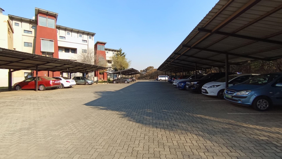 1 Bedroom Property for Sale in Amberfield Gauteng