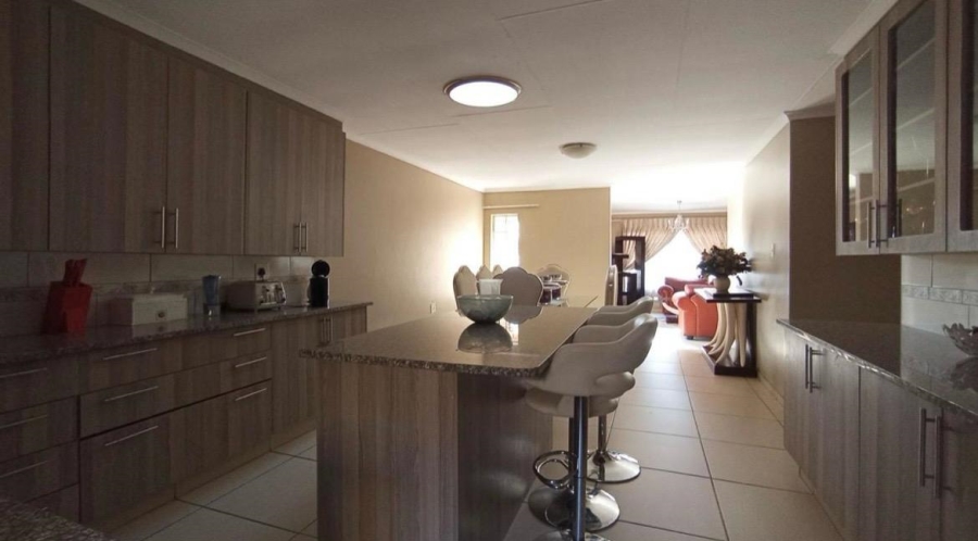 3 Bedroom Property for Sale in Amberfield Gauteng