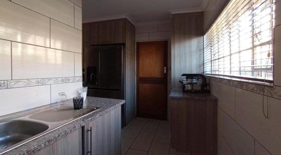 3 Bedroom Property for Sale in Amberfield Gauteng