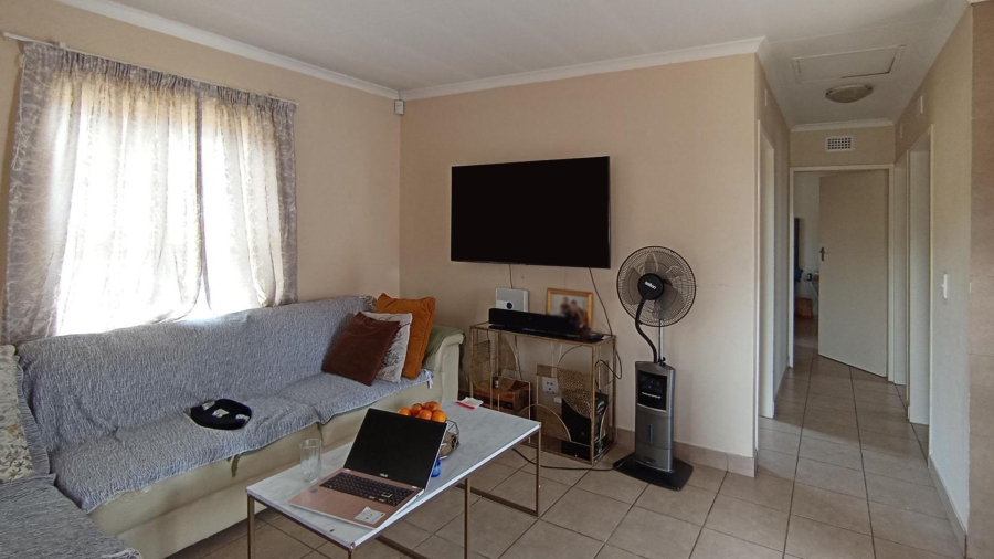 3 Bedroom Property for Sale in Olievenhoutbosch Gauteng