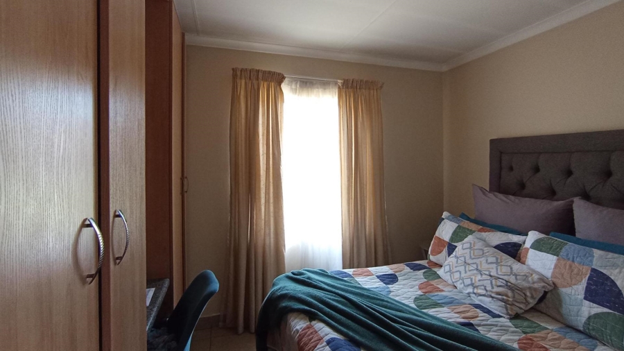 3 Bedroom Property for Sale in Olievenhoutbosch Gauteng