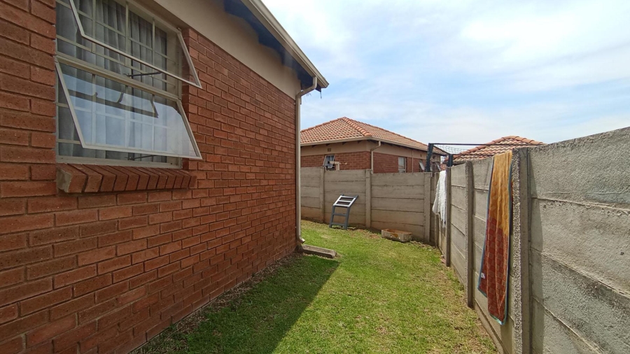 3 Bedroom Property for Sale in Olievenhoutbosch Gauteng