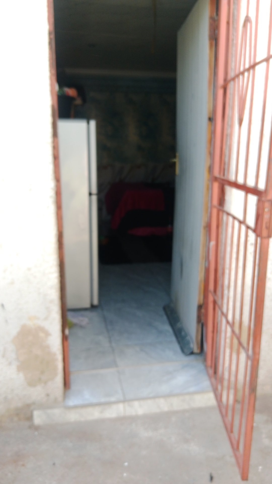 5 Bedroom Property for Sale in Chiawelo Gauteng