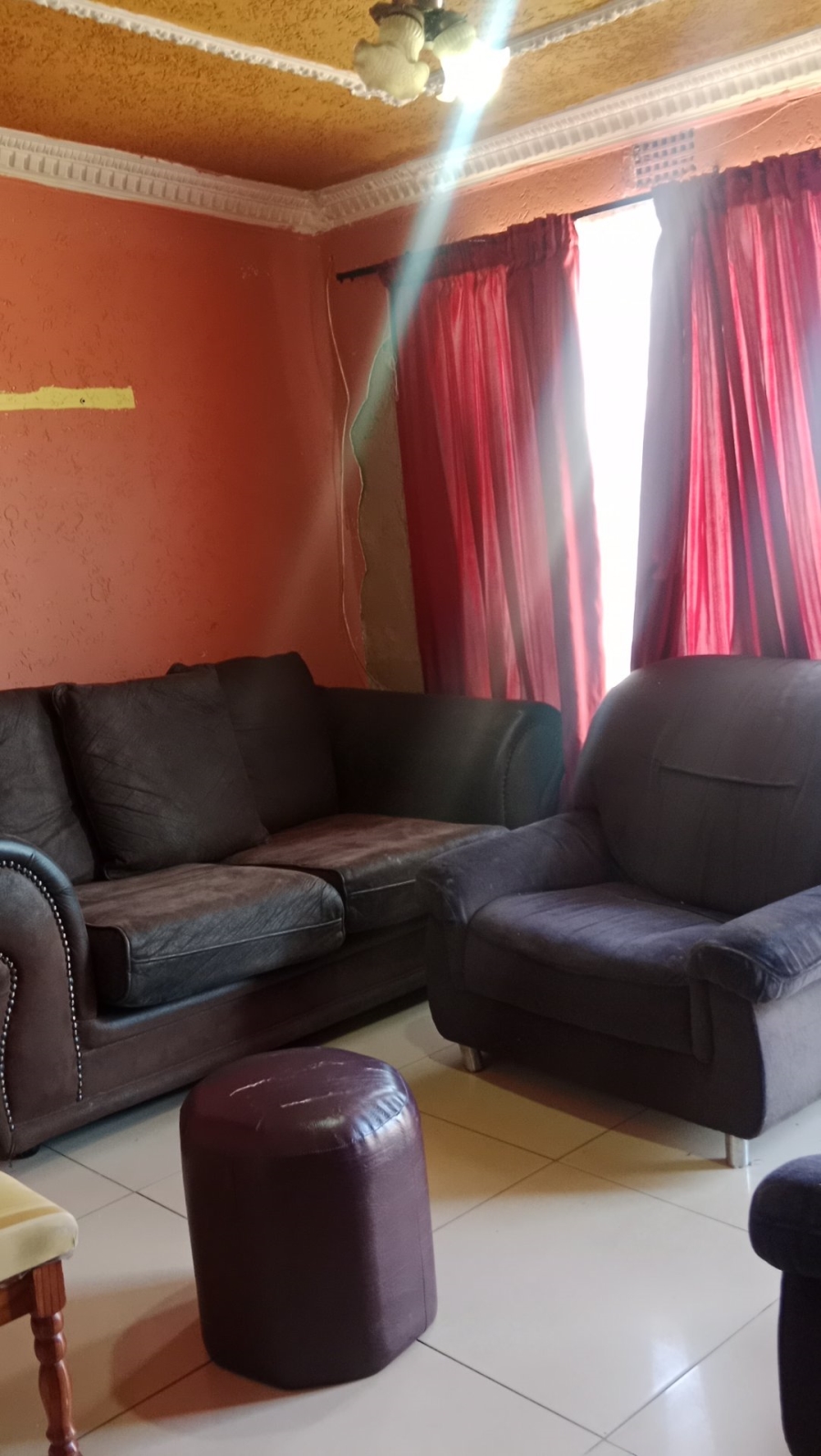 5 Bedroom Property for Sale in Chiawelo Gauteng
