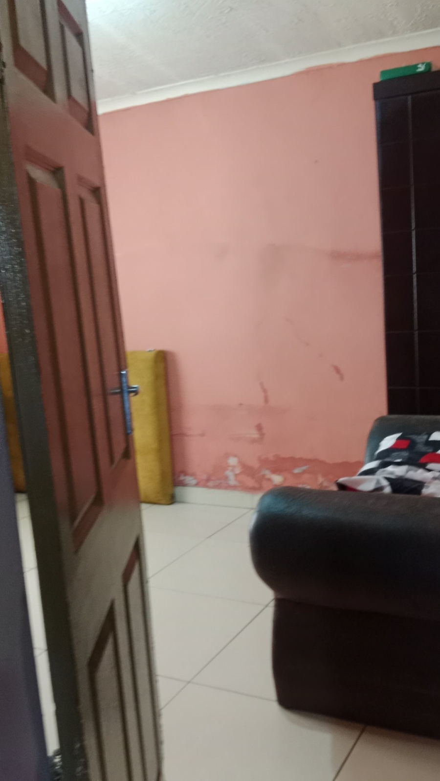5 Bedroom Property for Sale in Chiawelo Gauteng